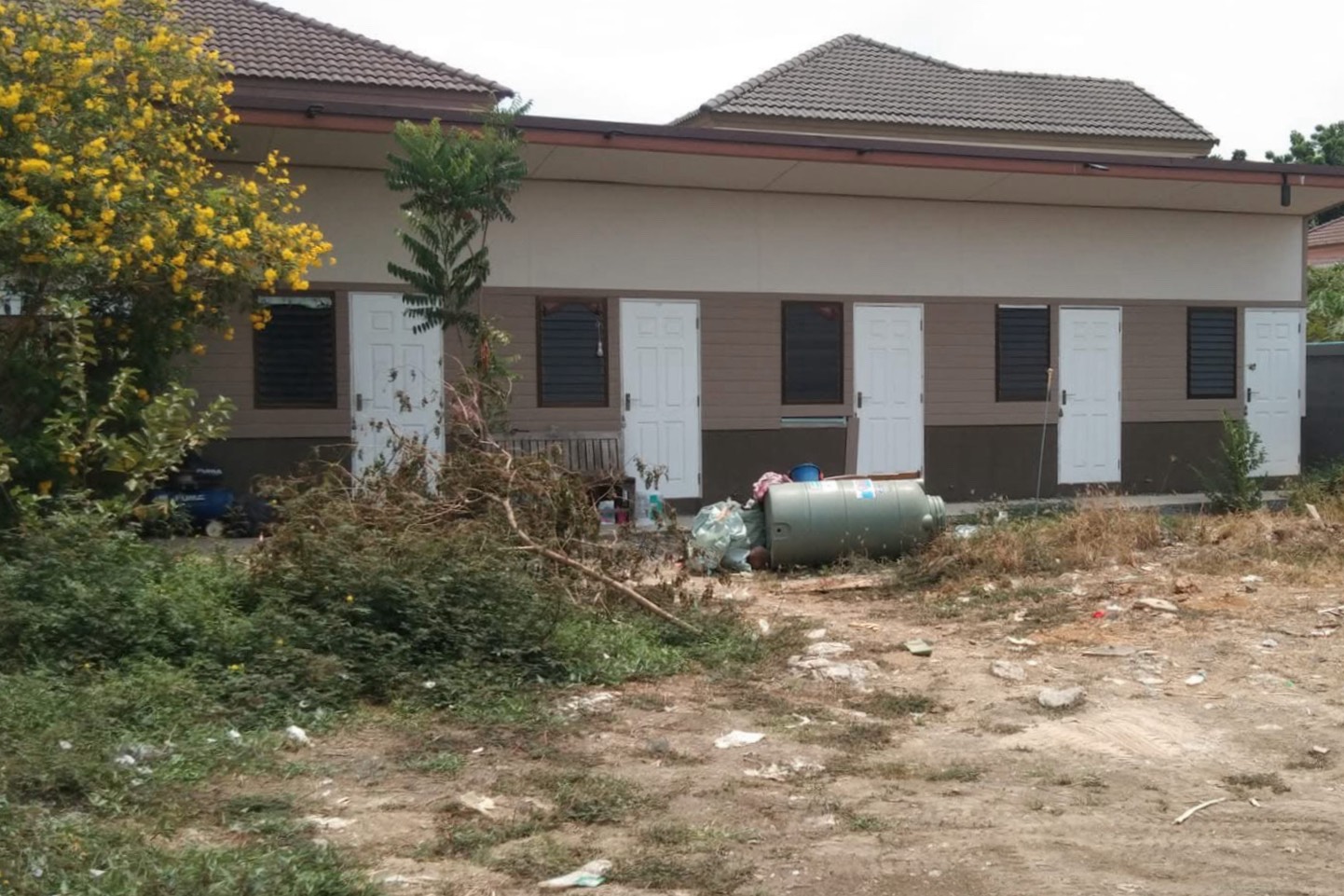 ภายในที่ดิน